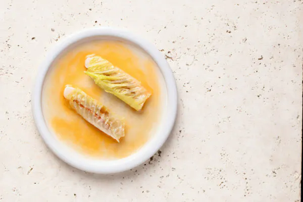 Idee Fixe Brunch202011 Dish Shots Seawatercured Kingfishsealettucetomatojuice I0 A0629 Copyright Sarah Hewer Photography 600x400
