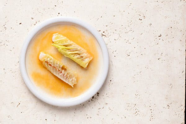 Idee Fixe Brunch202011 Dish Shots Seawatercured Kingfishsealettucetomatojuice I0 A0629 Copyright Sarah Hewer Photography 600x400