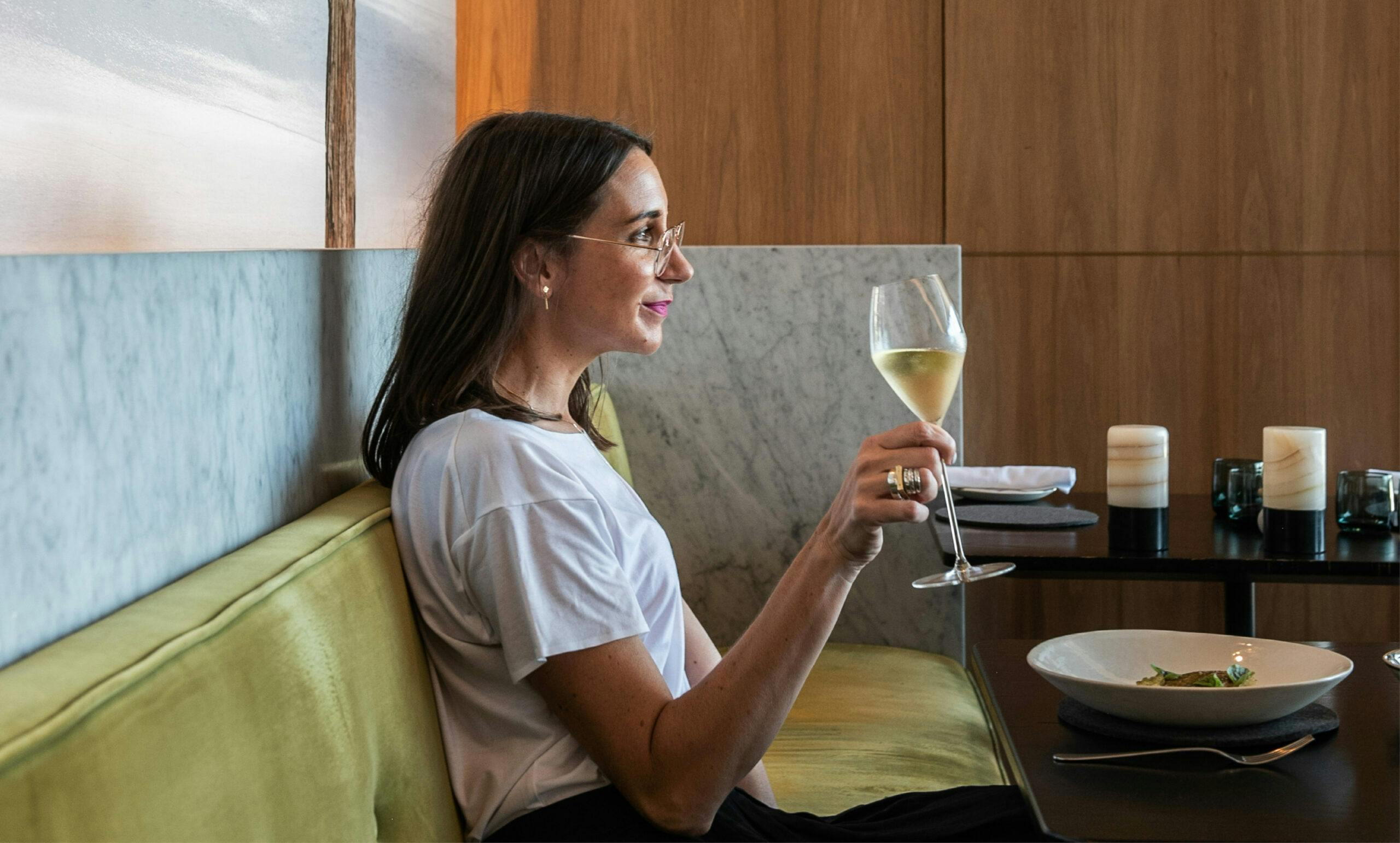 State Buildings Wine Merchant scaled